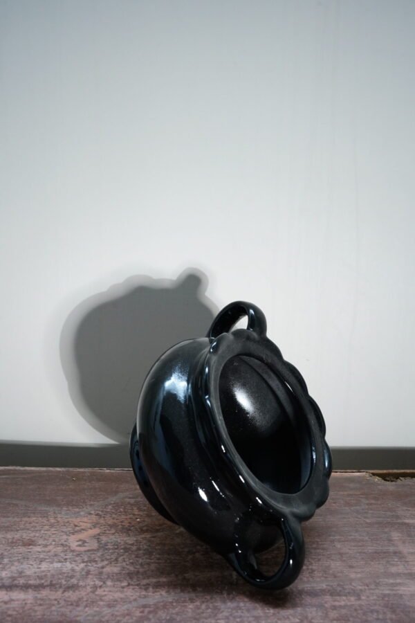 Classic Vase - Image 2