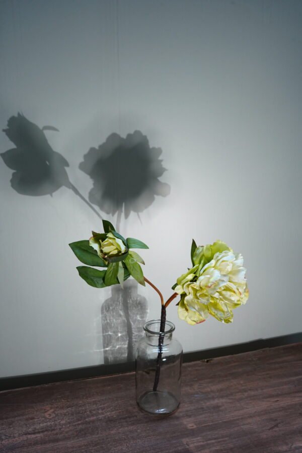 Plain Glass Vase - Image 2
